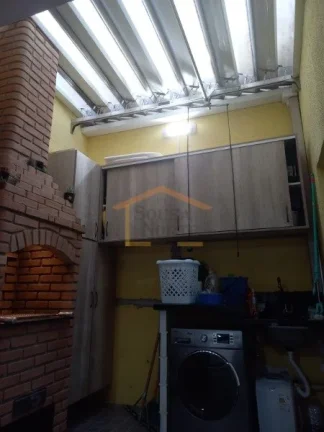Imagem Casa em condomínio fechado, 3 dormitórios, sendo 3 suítes amplas, mobiliado, área de churrasco/s...