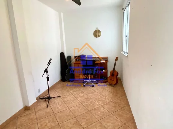 Imagem Casa Duplex com sala, 3 Quartos, 1 suítes, copa cozinha, varanda, Terraço, 1 vaga à venda, 180 M², por R$ 890.000 - Grajaú - Rio de Janeiro/RJ.