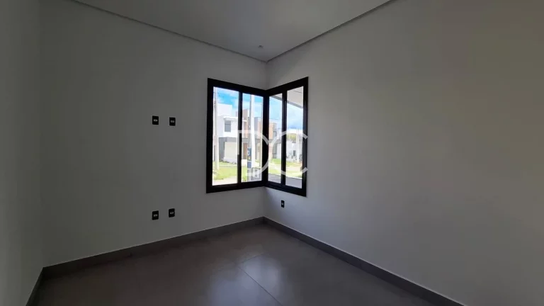 Imagem Condomínio Terras de São Francisco - Venda |115,00 AC m² |165,00 AT m² |3 Dorm |2 Suíte |3 Ban | 4Vagas