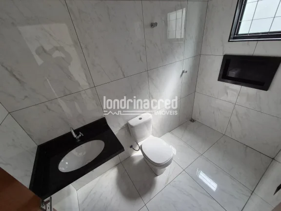 Imagem Casa na Zona Norte com 2 Dormitórios, 80m² de Área Útil, Terreno de 125m² e Churrasqueira