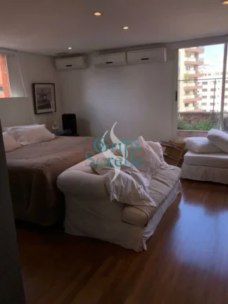 Imagem Cobertura Duplex à Venda em Moema - São Paulo/SP.