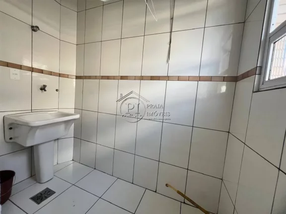 Imagem CASA COM 65 m² - VILA ANTARTICA - PRAIA GRANDE SP