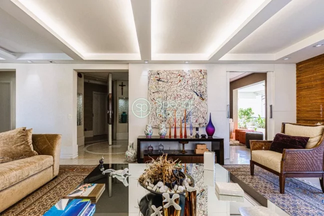 Imagem Excelente apartamento com 400m² no Morumbi, living super espaçoso integrado ao home theater e à s...