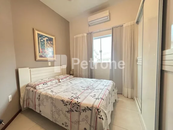 Imagem APARTAMENTO RESIDENCIAL em GOVERNADOR CELSO RAMOS - SC, palmas