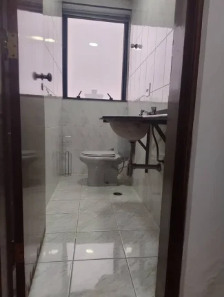 Imagem Conjunto Comercial no Edifício Cenpre