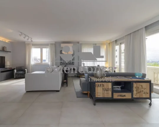 Imagem Apartamento com 258m² no Alto de Pinheiros, 4 suítes e 4 vagas.