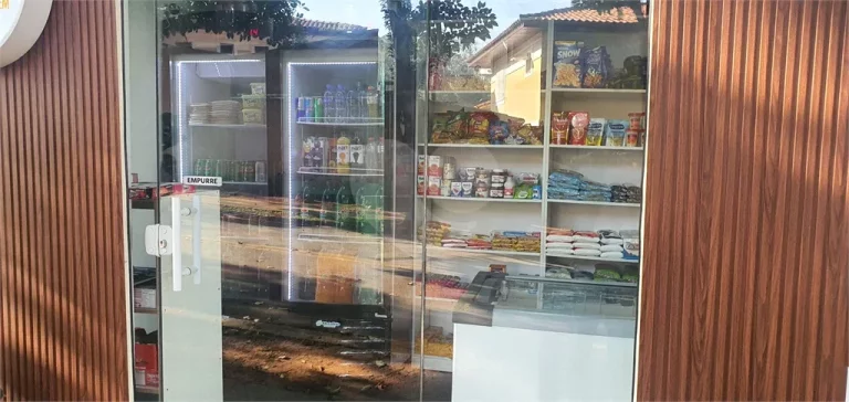 Imagem Casa à venda com 4 quartos, sendo 1 suíte, no condomínio Vila Panamericana, São Paulo - SP