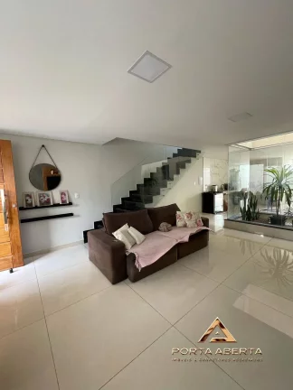 Imagem Casa Duplex 03 quartos - Residencial Bethânia - cód 1205