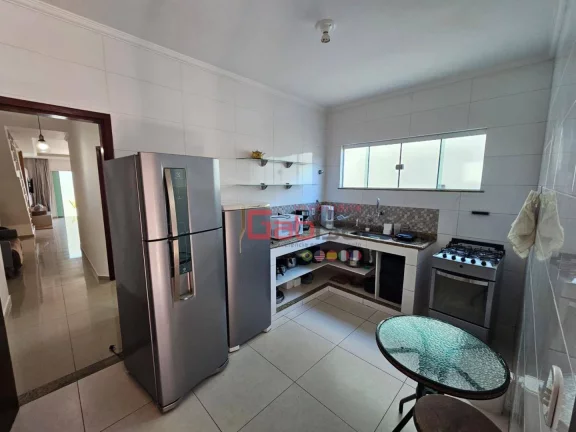 Imagem Casa com 5 dormitórios à venda, 200 m² por R$ 1.200.000 - Praia do Foguete - Cabo Frio/RJ
