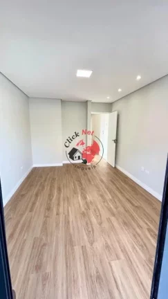 Imagem Sobrado Totalmente Reformado à Venda no bairro Anchieta, São Bernardo do Campo - Aceita Permuta