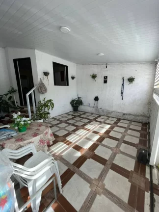 Imagem Casa no Marcos Freire II - 4/4, 200m², Área de Lazer - Imperdível!