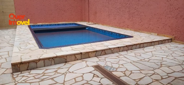 Imagem Imperdível casa à venda em Ribeirão Preto-SP, no bairro Parque Residencial Lagoinha! 3 quartos, 1 suíte, 1 sala, 2 banheiros, 4 vagas de garagem e 220m² de área. Confira!