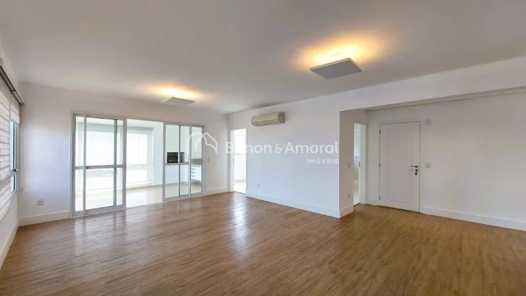 Imagem Excelente apartamento em andar alto, com vista privilegiada da varanda gourmet fechada com vidro e a...