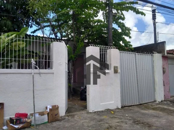 Imagem Casa com 3 Quartos no Cordeiro, Recife