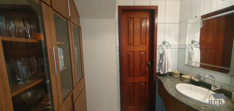 Imagem CASA COMERCIAL em ESMERALDAS - MG, CENTRO