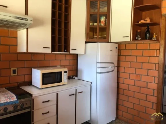 Imagem Sobrado com 3 Quartos e 8 vagas a Venda ou Locação - Medeiros - Jundiaí/SP