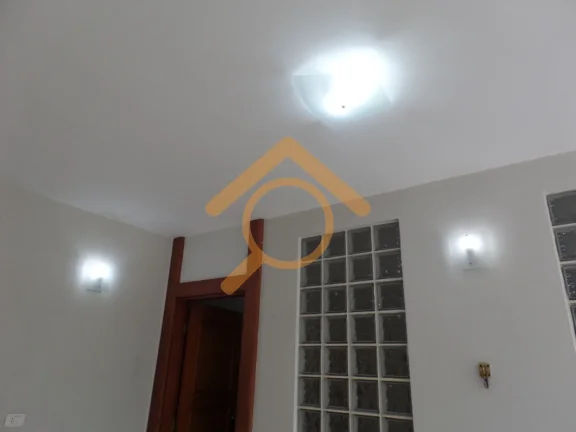 Imagem Imperdível! Casa à venda em São Paulo-SP, Planalto Paulista, 3 quartos, 1 suíte, 150m². Venha conferir!