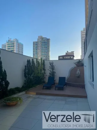 Imagem Cobertura para Venda em Balneário Camboriú / SC no bairro Centro