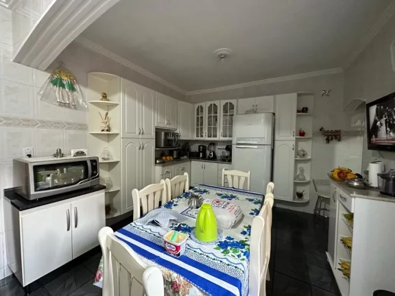 Imagem Sobrado com 3 dormitórios à venda, 244 m² por R$ 600.000,00 - Vila Sol Nascente - Suzano/SP