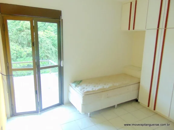 Imagem Praia de Pitangueiras, 50 metros da praia, local nobre, amplo apartamento com 03 dormitórios sendo 01 suíte