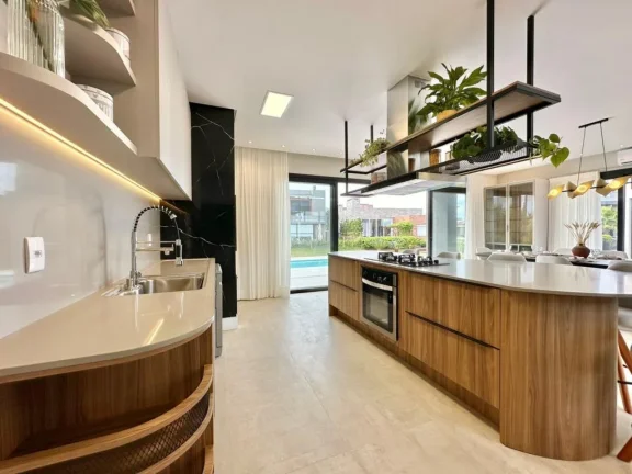 Imagem Casa em Condominio 5 Dormitórios - Bairro Marina