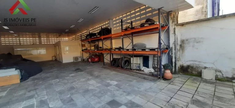 Imagem Galpão à venda em Jaboatão dos Guararapes-PE, bairro Candeias: 4 salas, 2 banheiros, 25 vagas de garagem, 342m² de área