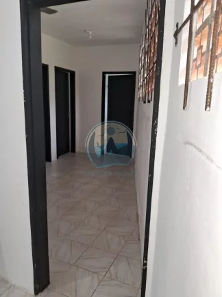 Imagem Imperdível oportunidade de adquirir casa com 2 quartos e 1 suíte, localizada na cidade de e no bairro , com 400,00 m² de área.