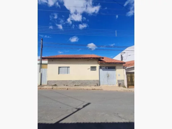 CASA - CENTRO - PILAR DO SUL-SP