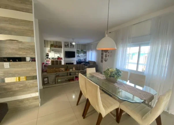 Imagem Casa 3 Dormitórios - Bairro Zona Nova