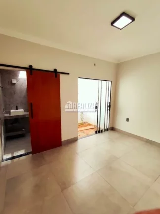 Imagem Casa de alto padrão à venda no Residencial Presidente Tancredo Neves em Uberaba