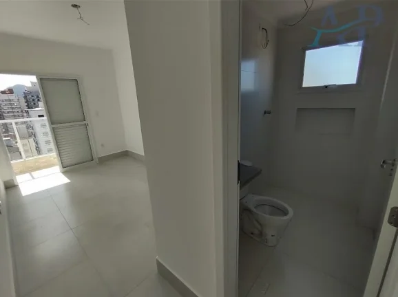 Imagem Apartamento com 3 Dormitórios em Praia Grande Próximo à Praia