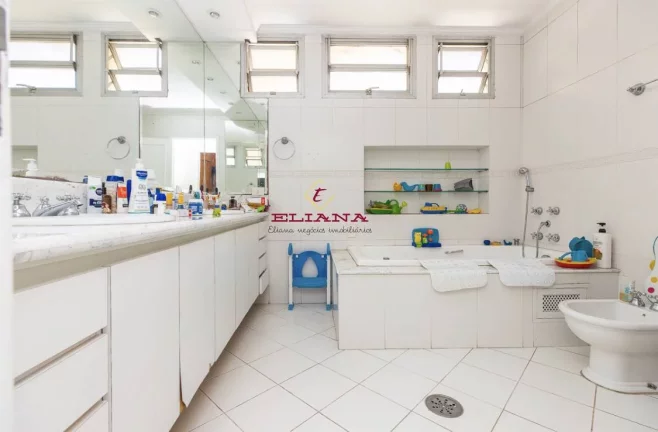 Imagem Apartamento à venda em São Paulo, Itaim Bibi, com 3 quartos, 331m²