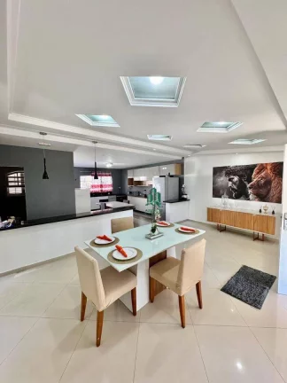 Imagem Casa com 4 dormitórios à venda, 800 m² por R$ 1.600.000,00 - Parque Residencial Itapeti - Mogi das Cruzes/SP