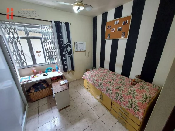 Imagem EXCELENTE CASA TRIPLEX COM MAIS DE 150M² E TERRAÇO AMPLO