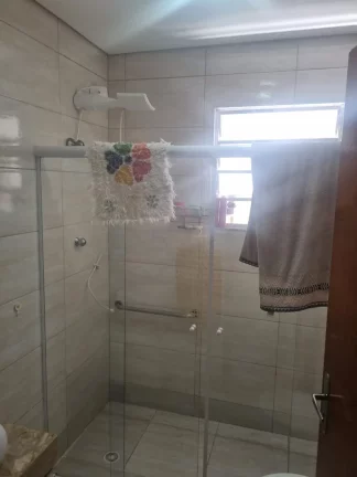 Imagem VENDO LINDA CASA TÉRREA NO BAIRRO CAMPO GRANDE!