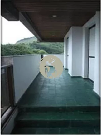 Imagem GUARUJA PORTEIRA FECHADA! ALUGA TEMPORADA TAMBEM APARTAMENTO REMODELADO RECENTEMENTE,1 SUÍTE + 2 DO...