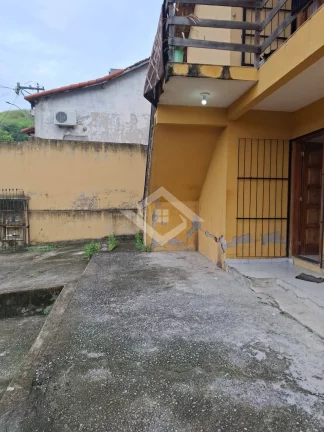 Imagem Casa com 2 quartos e 70m² entre Galo Branco e Mutondo –
