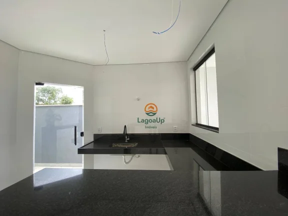 Imagem Casa com 3 dormitórios à venda, 110 m² por R$ 650.000,00 - Portal do Sol - Lagoa Santa/MG