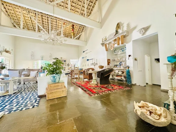 Imagem Casa de luxo à venda no Riviera de São Lourenço Módulo 22: 4 suítes, 6 vagas, 394,81m² - Oportunidade única!