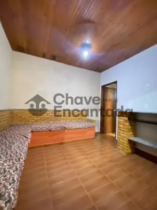 Imagem Excelente oportunidade de investimento duas casas em um unico terreno