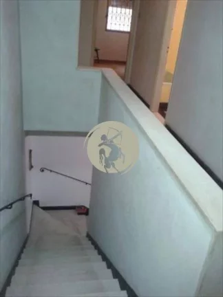 Imagem BEM LOCALIZADA, ANTIGA PRECISA MODERNIZAR