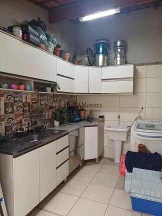 Imagem Casa à venda em Jundiaí-SP, bairro Fazenda Grande: 2 quartos, 2 salas, 1 banheiro, 2 vagas, 98m². Venha conferir!