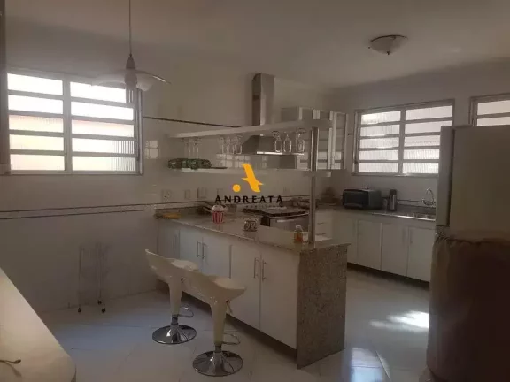 Imagem Vendo casa condomínio Rio Mar - Av. das Américas Barra da Tijuca - Espetacular residência - com suítes, piscina e churrasqueira - R$5.650.000