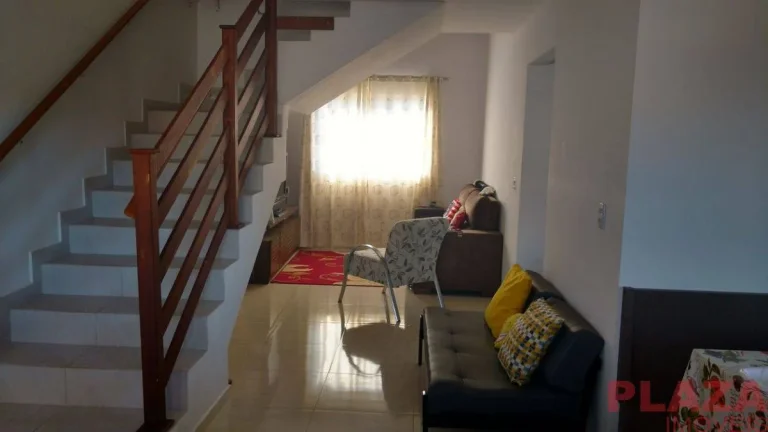 Imagem Duplex Semimobiliado – 3 Dormitórios | 2 Banheiros | 1 Vaga | Centro de Camboriú