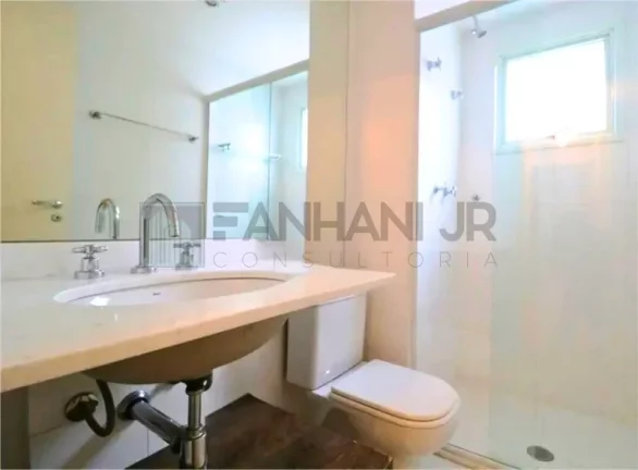 Imagem Espaçoso apartamento para locação em Moema, São Paulo-SP: 4 quartos, 2 suítes, 3 salas, 5 banheiros, 2 vagas de garagem!