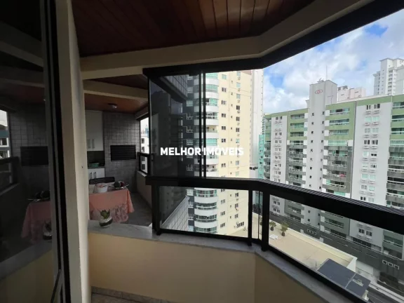 Imagem Apartamento a venda no Ed Ana Capri no Centro de Balneário Camboriú