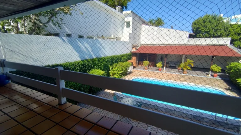 Imagem Charmosa Casa no Itaigara em Salvador Novo