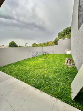 Imagem Casa com 3 Quartos 1 Suíte, Pé Direito Duplo e Amplo Quintal - em São José