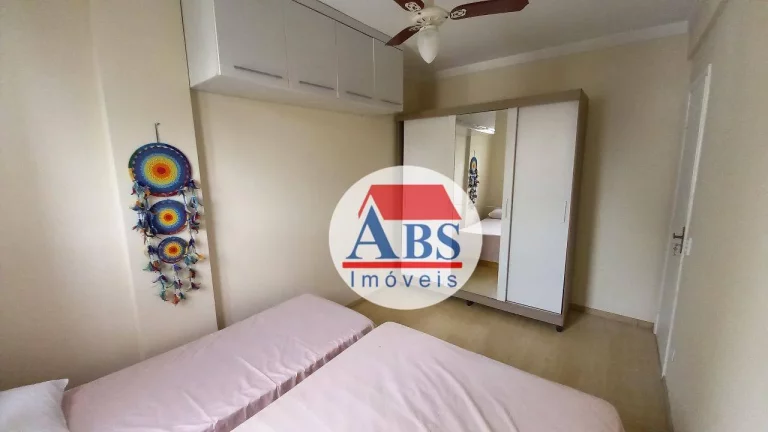 Imagem Apartamento 2 dorm na Ponta da Praia em Santos prédio com piscina