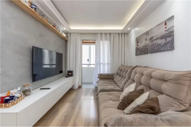 Imagem OPORTUNIDADE - Apto com 3 Dorms à venda no Pq Continental